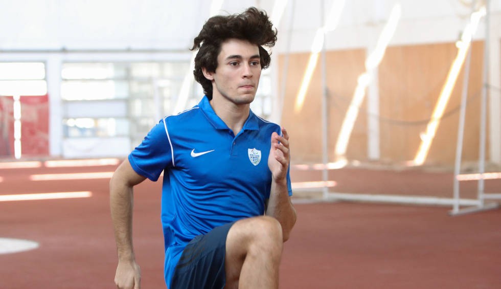 A generic square placeholder image with rounded corners in a figure.