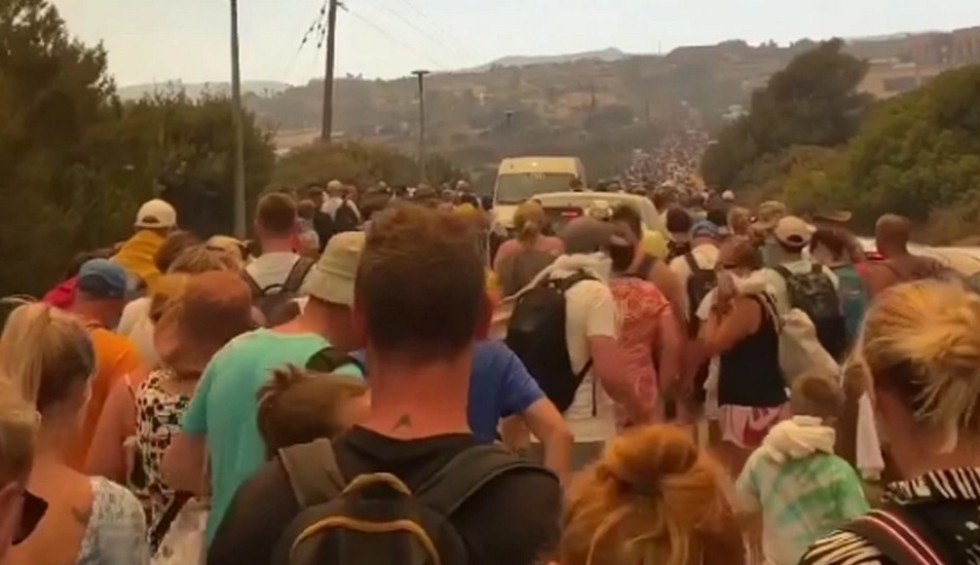 A generic square placeholder image with rounded corners in a figure.