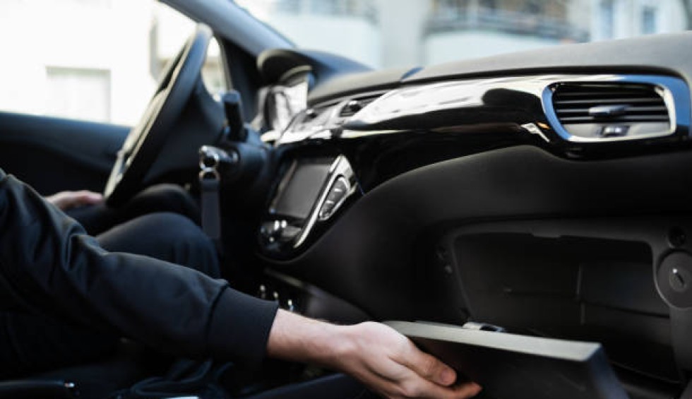 A generic square placeholder image with rounded corners in a figure.