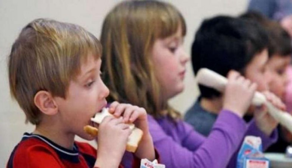 A generic square placeholder image with rounded corners in a figure.