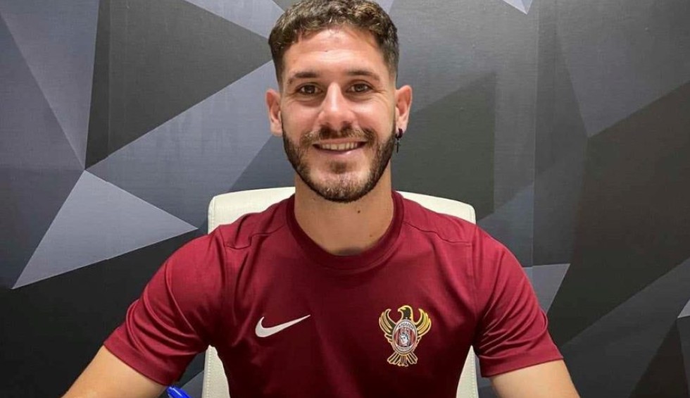 A generic square placeholder image with rounded corners in a figure.