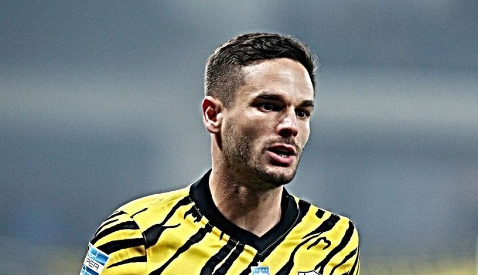 A generic square placeholder image with rounded corners in a figure.