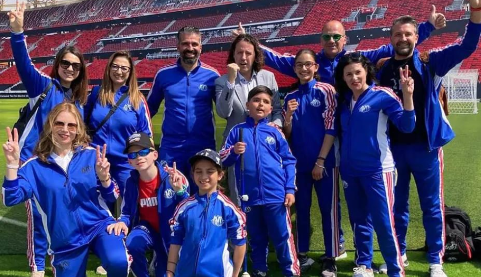 A generic square placeholder image with rounded corners in a figure.