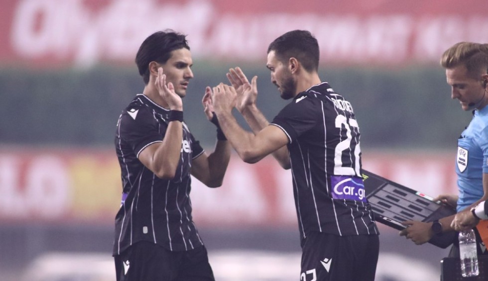 A generic square placeholder image with rounded corners in a figure.