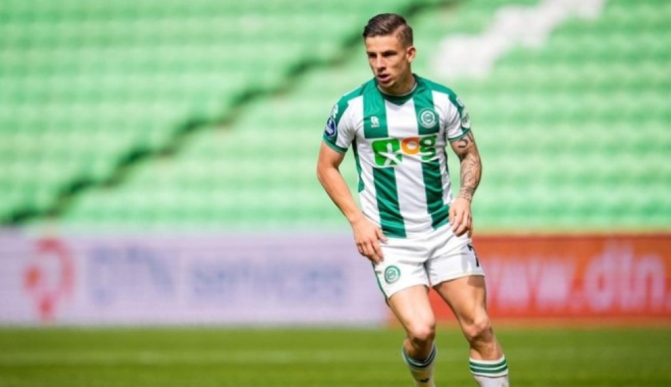 A generic square placeholder image with rounded corners in a figure.