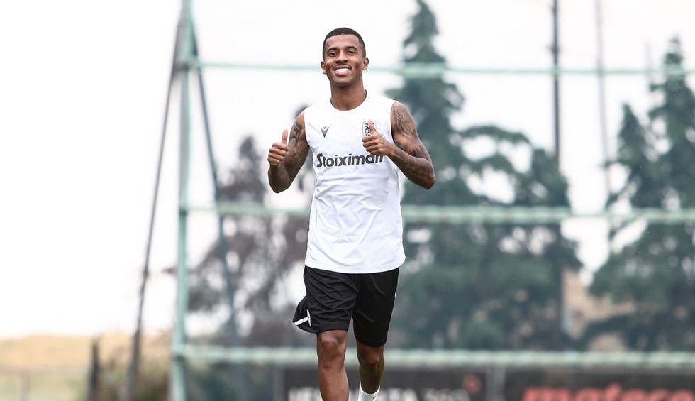 A generic square placeholder image with rounded corners in a figure.