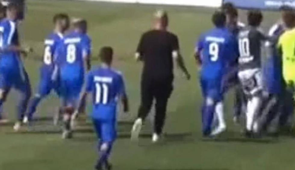 A generic square placeholder image with rounded corners in a figure.