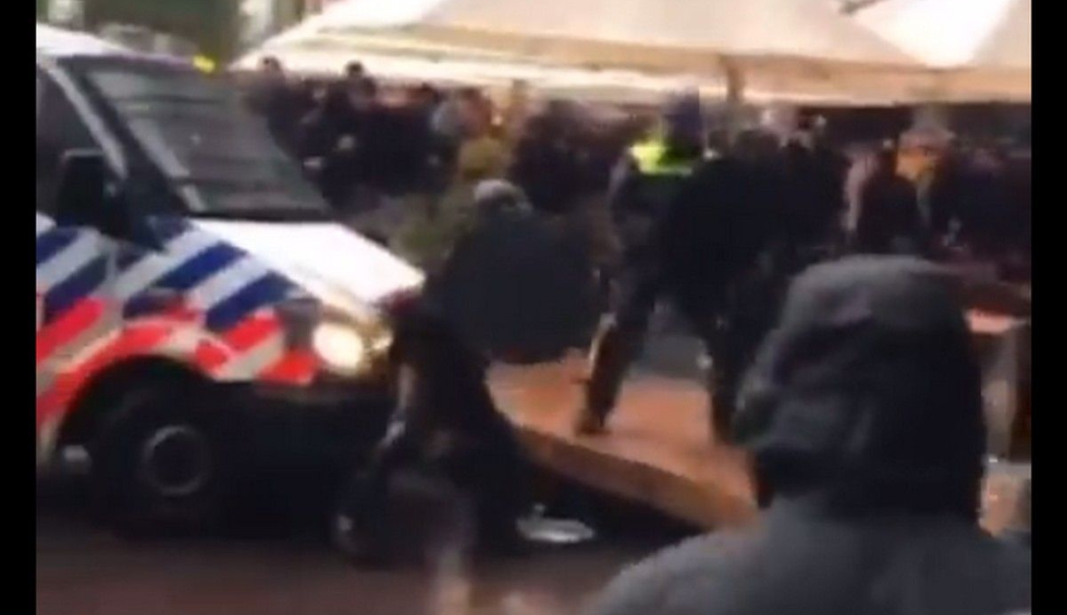 A generic square placeholder image with rounded corners in a figure.