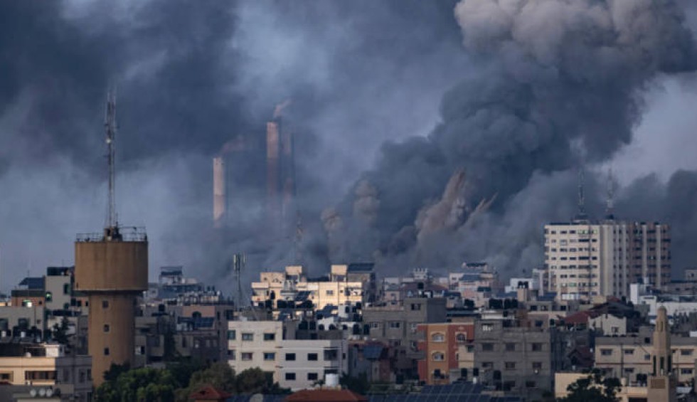 A generic square placeholder image with rounded corners in a figure.