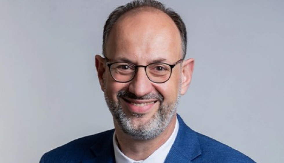 A generic square placeholder image with rounded corners in a figure.