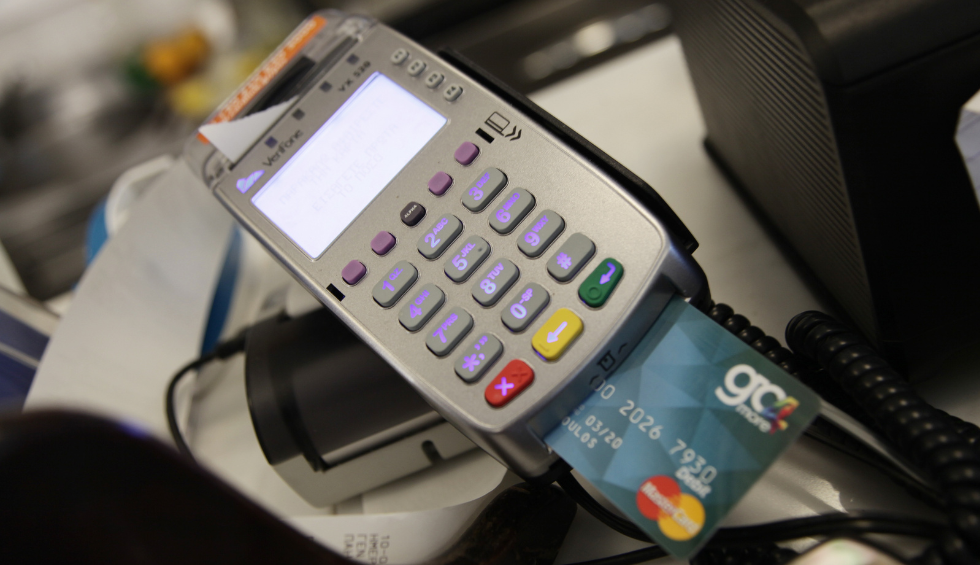 A generic square placeholder image with rounded corners in a figure.