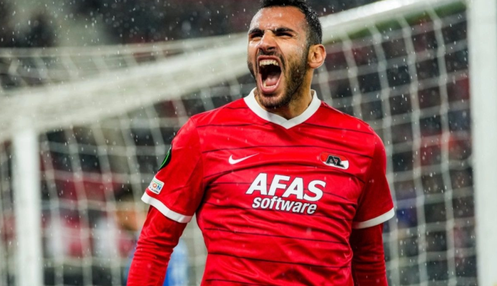 A generic square placeholder image with rounded corners in a figure.