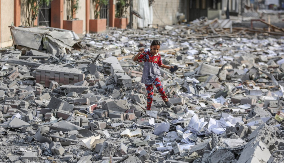 A generic square placeholder image with rounded corners in a figure.