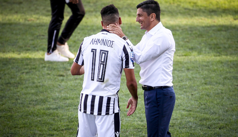 A generic square placeholder image with rounded corners in a figure.