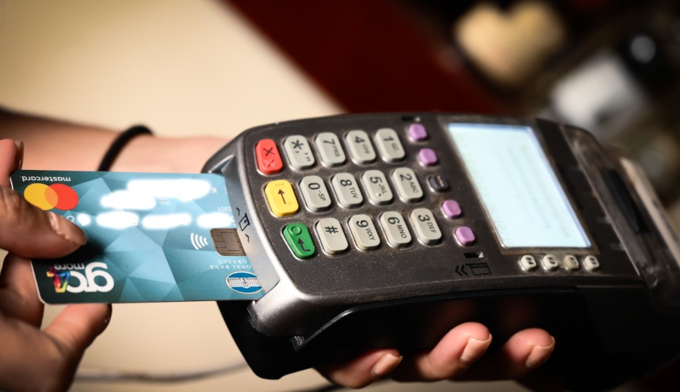 A generic square placeholder image with rounded corners in a figure.