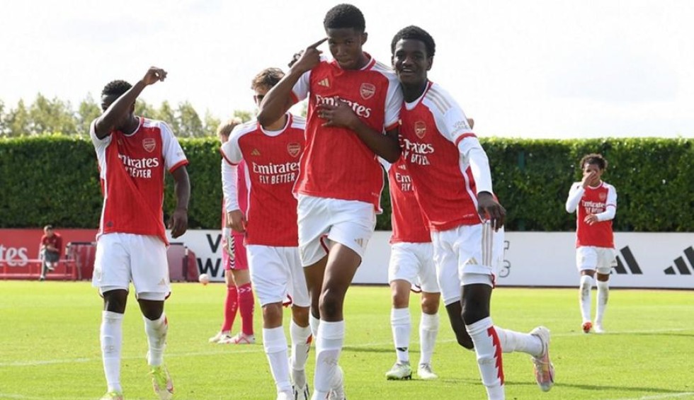 A generic square placeholder image with rounded corners in a figure.