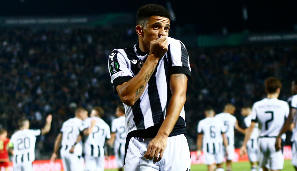 A generic square placeholder image with rounded corners in a figure.