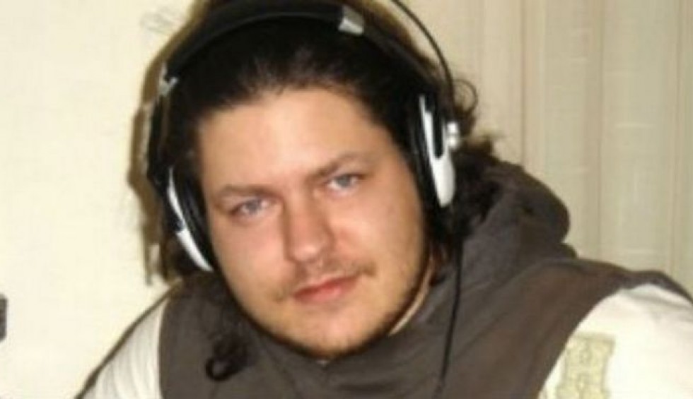 A generic square placeholder image with rounded corners in a figure.