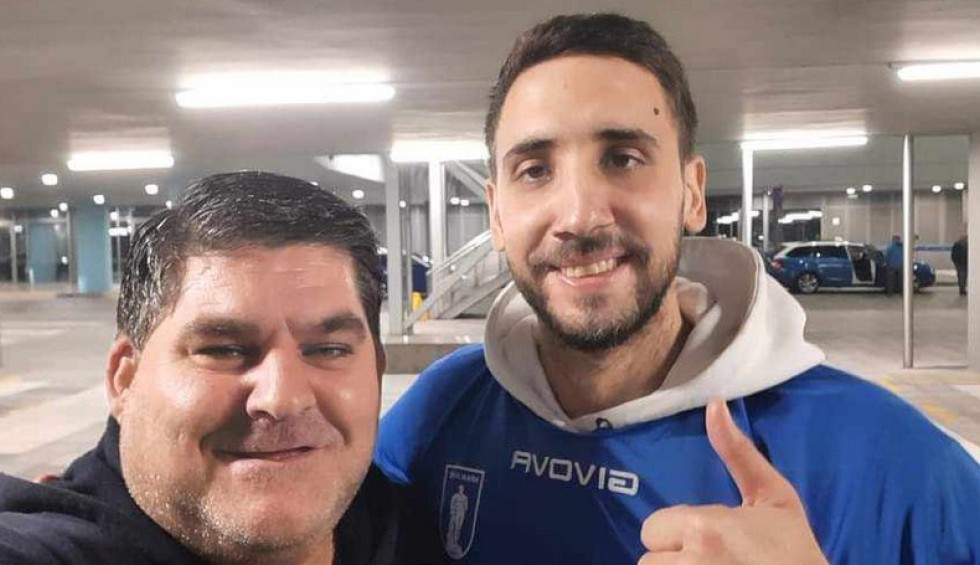 A generic square placeholder image with rounded corners in a figure.