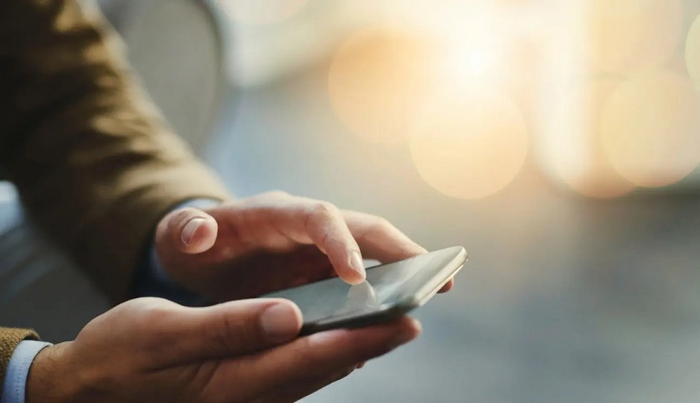 A generic square placeholder image with rounded corners in a figure.