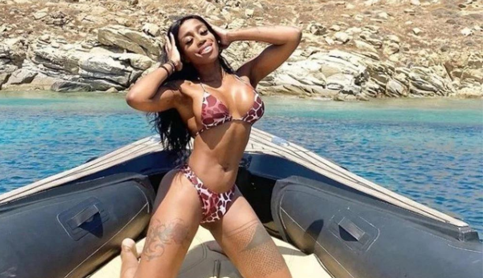 A generic square placeholder image with rounded corners in a figure.