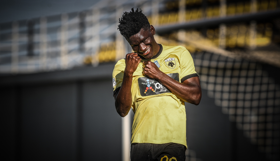 A generic square placeholder image with rounded corners in a figure.