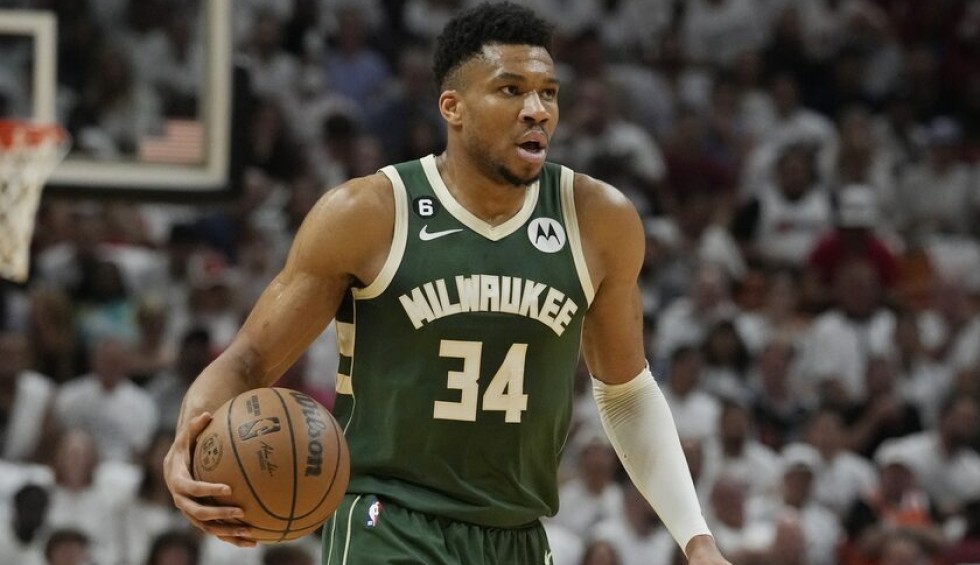 Γιάννης Αντετοκούνμπο: Ο αποκλεισμός, το Προoλυμπιακό και ο τραυματισμός