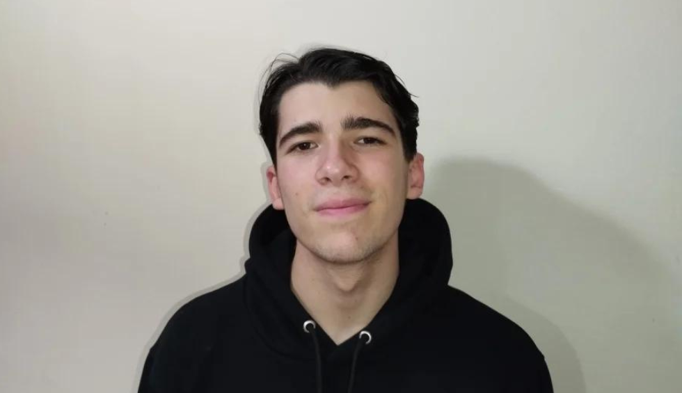 A generic square placeholder image with rounded corners in a figure.