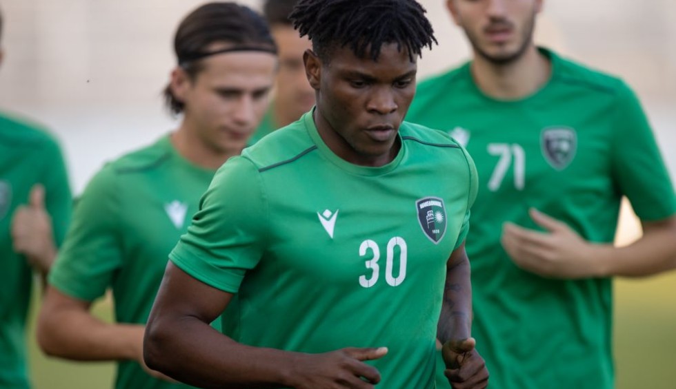 A generic square placeholder image with rounded corners in a figure.