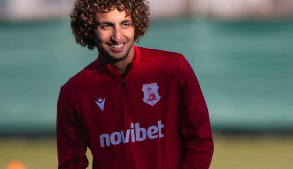 A generic square placeholder image with rounded corners in a figure.