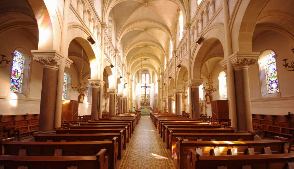 A generic square placeholder image with rounded corners in a figure.