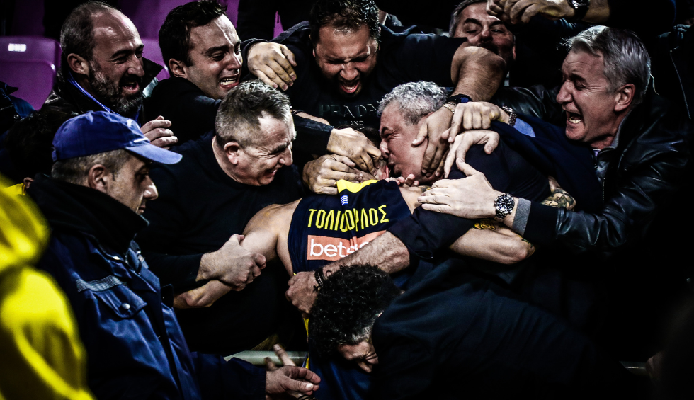 A generic square placeholder image with rounded corners in a figure.