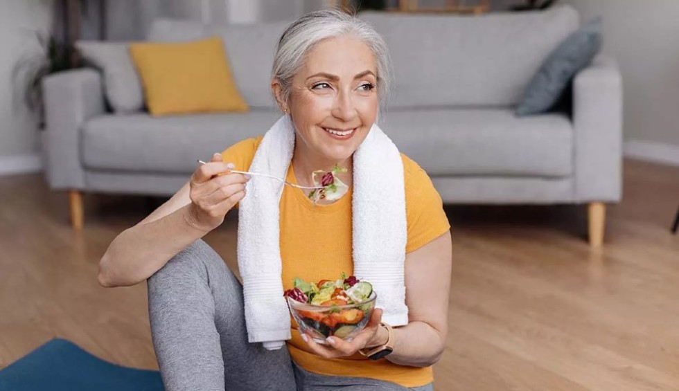 A generic square placeholder image with rounded corners in a figure.