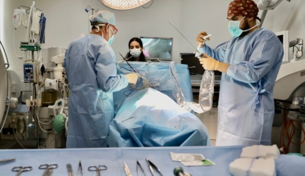 A generic square placeholder image with rounded corners in a figure.