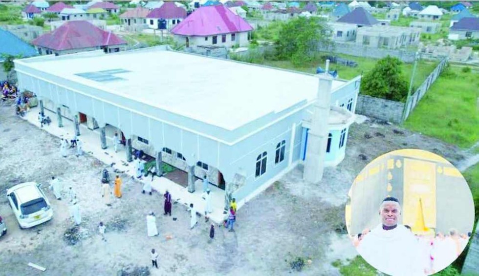 A generic square placeholder image with rounded corners in a figure.