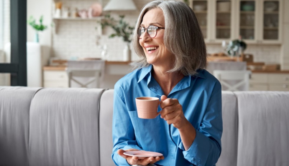 A generic square placeholder image with rounded corners in a figure.