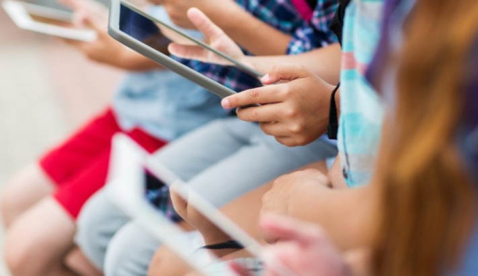 A generic square placeholder image with rounded corners in a figure.