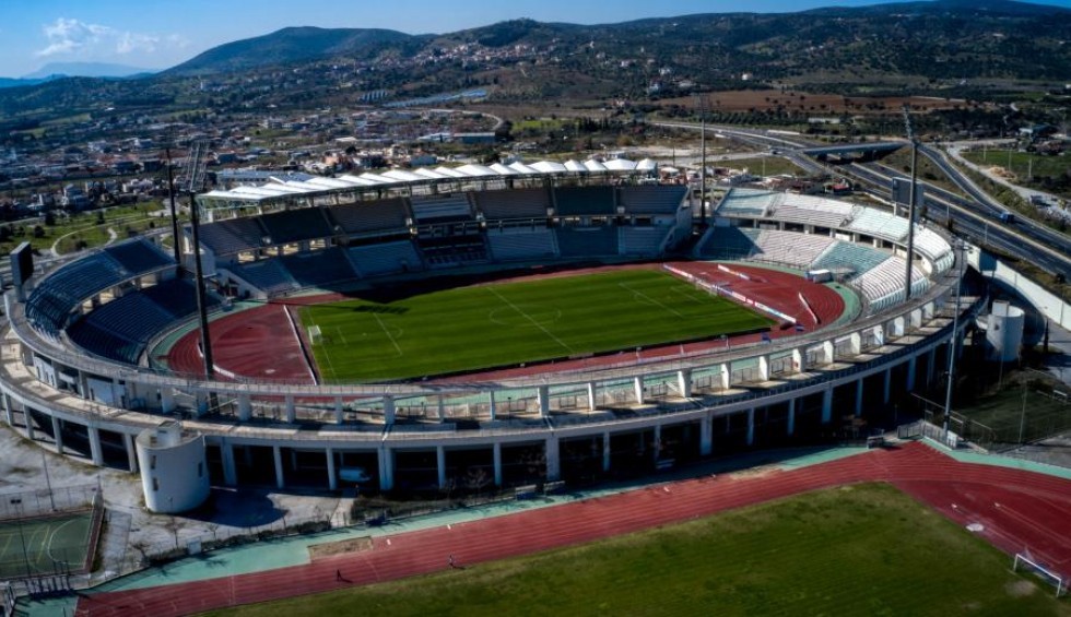 A generic square placeholder image with rounded corners in a figure.