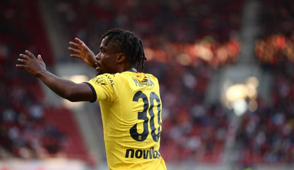 A generic square placeholder image with rounded corners in a figure.