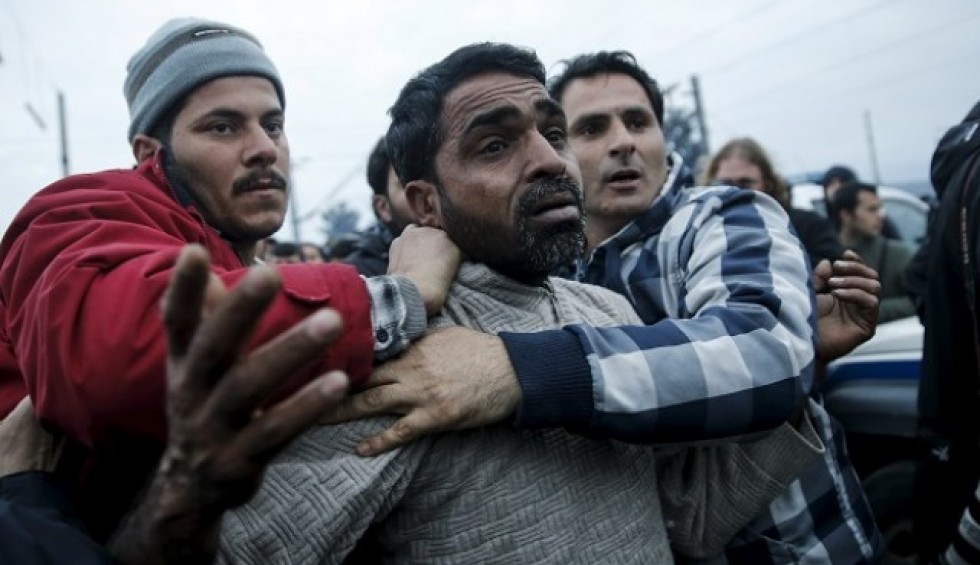 A generic square placeholder image with rounded corners in a figure.