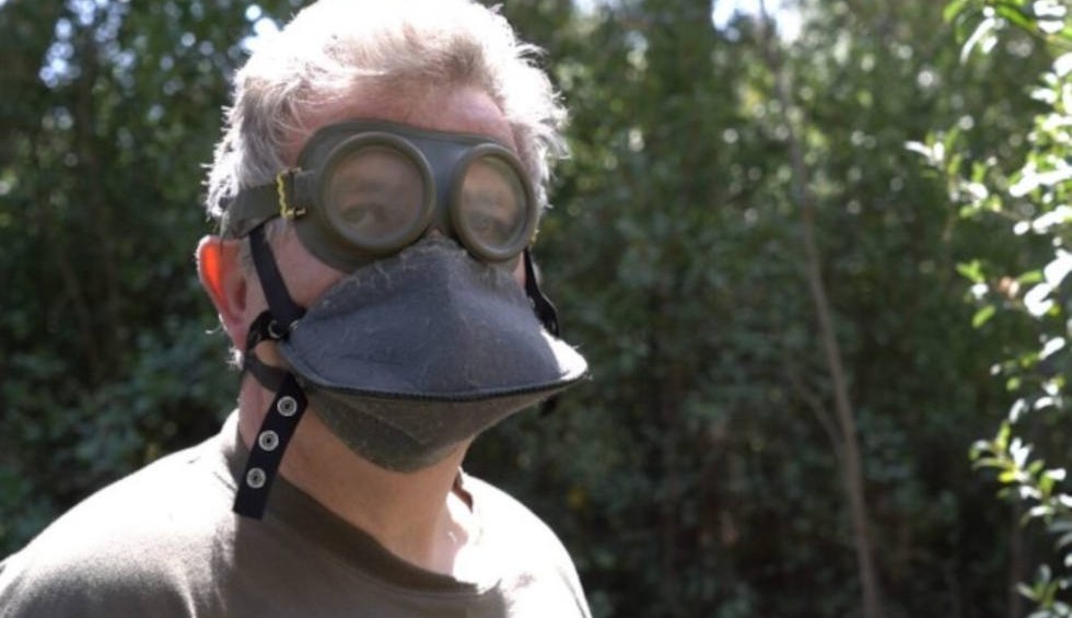 A generic square placeholder image with rounded corners in a figure.