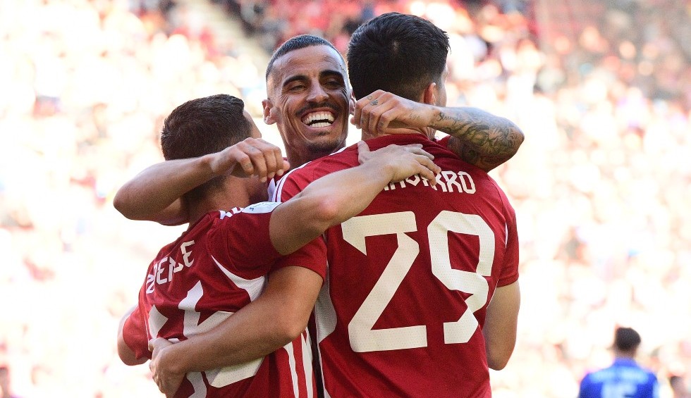 A generic square placeholder image with rounded corners in a figure.