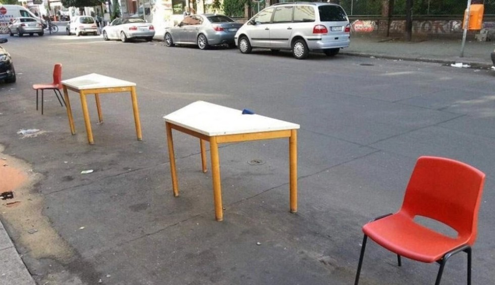 A generic square placeholder image with rounded corners in a figure.