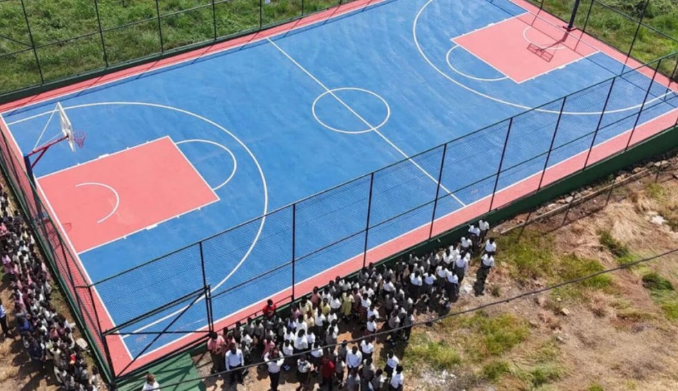 A generic square placeholder image with rounded corners in a figure.