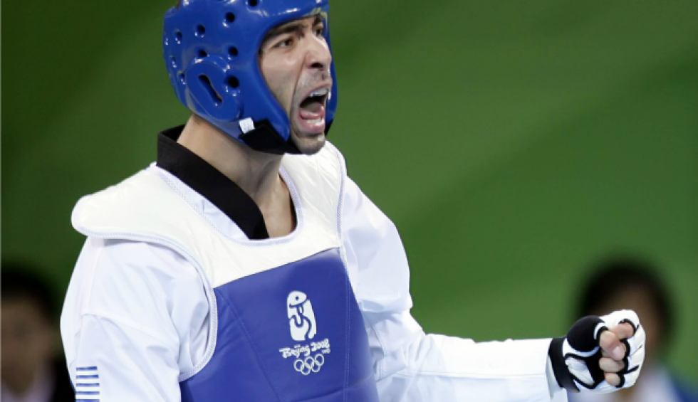 A generic square placeholder image with rounded corners in a figure.