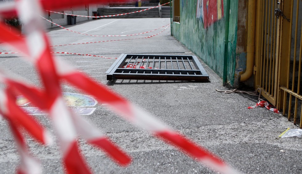 A generic square placeholder image with rounded corners in a figure.