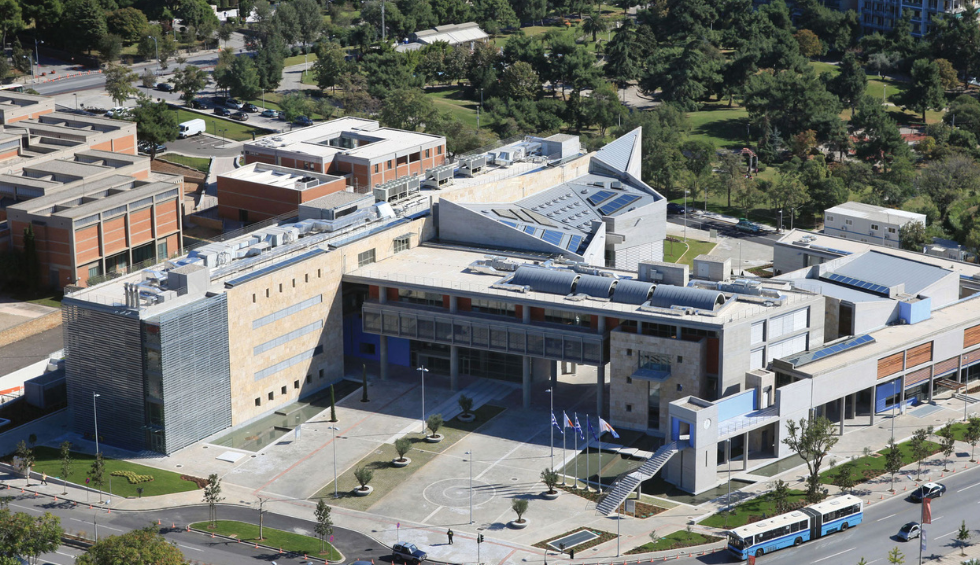 A generic square placeholder image with rounded corners in a figure.