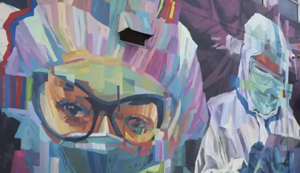 A generic square placeholder image with rounded corners in a figure.