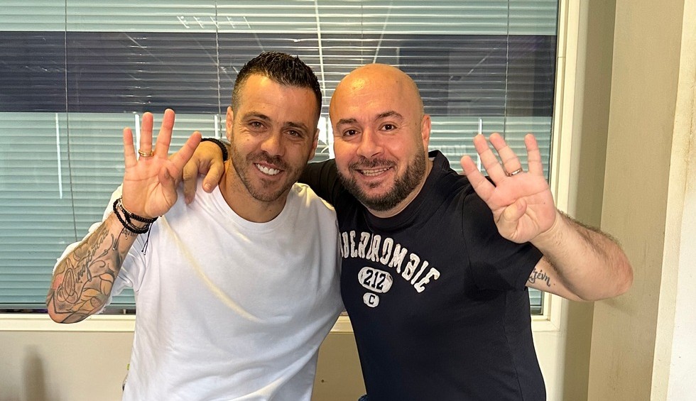 A generic square placeholder image with rounded corners in a figure.