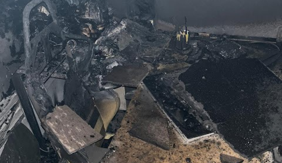 A generic square placeholder image with rounded corners in a figure.